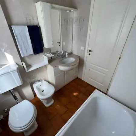 アパート A Ca Di Nonni アルベンガ